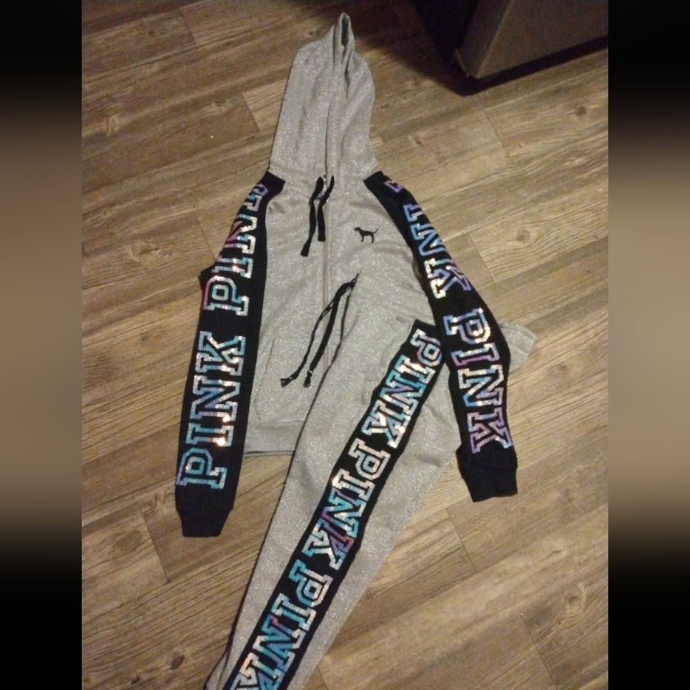 Vs pink rare mermaid bling joggers and matching hoodie